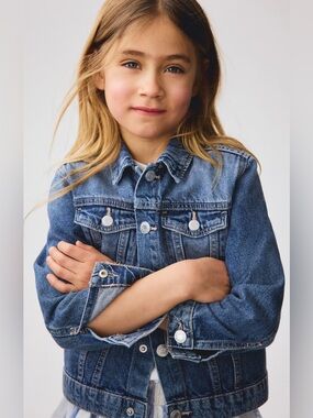 Old Navy Kids Denim Jean Jacket in Medium Blue